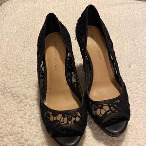 Black Lace Antonio Melani Pumps